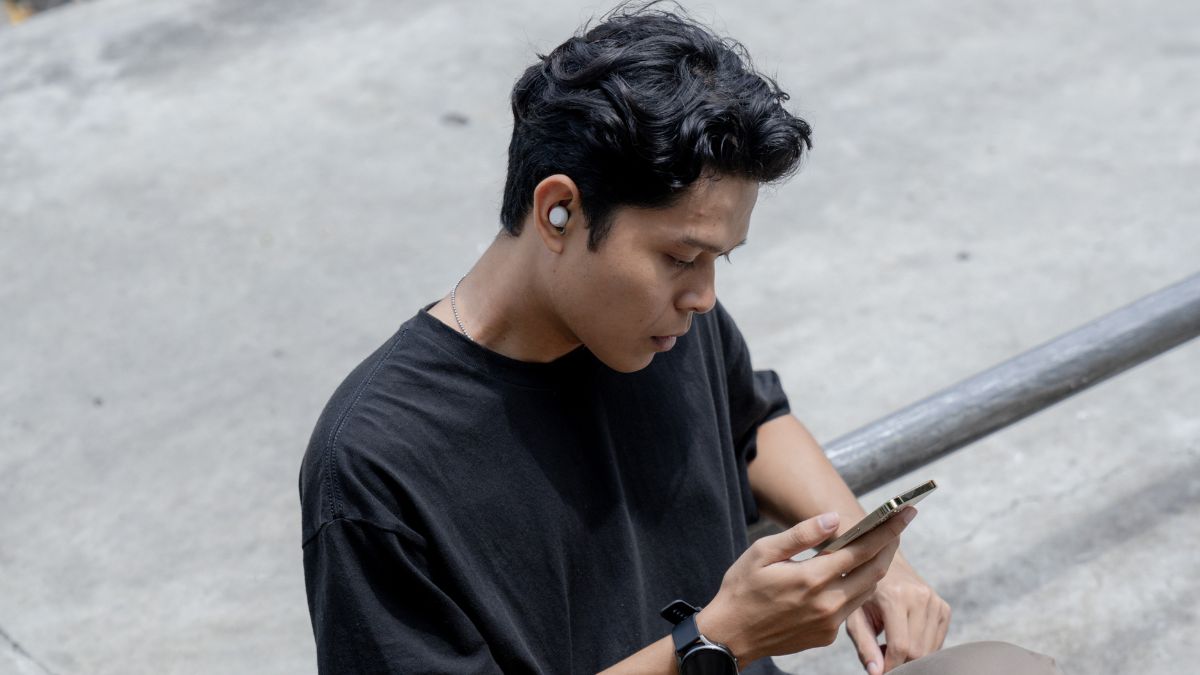 Do the Galaxy Buds work with the iPhone?