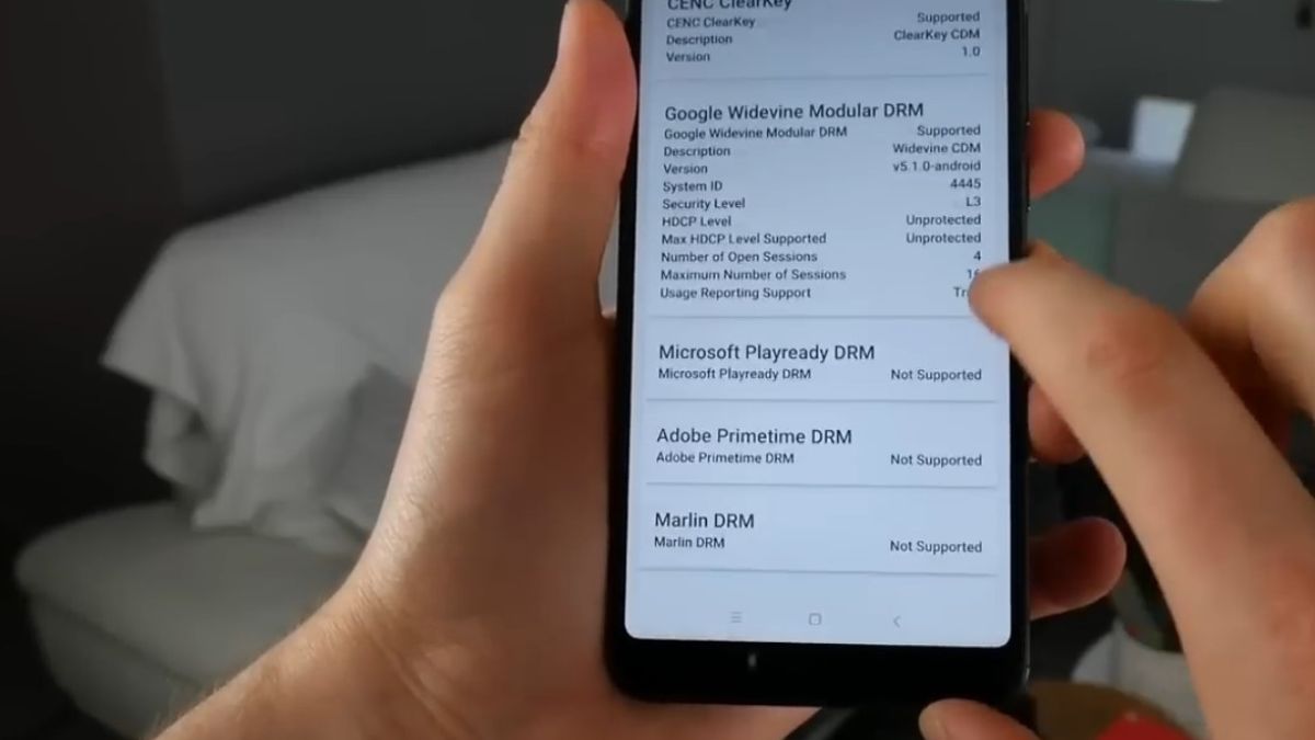 Do Chinese smartphones collect more personal data?