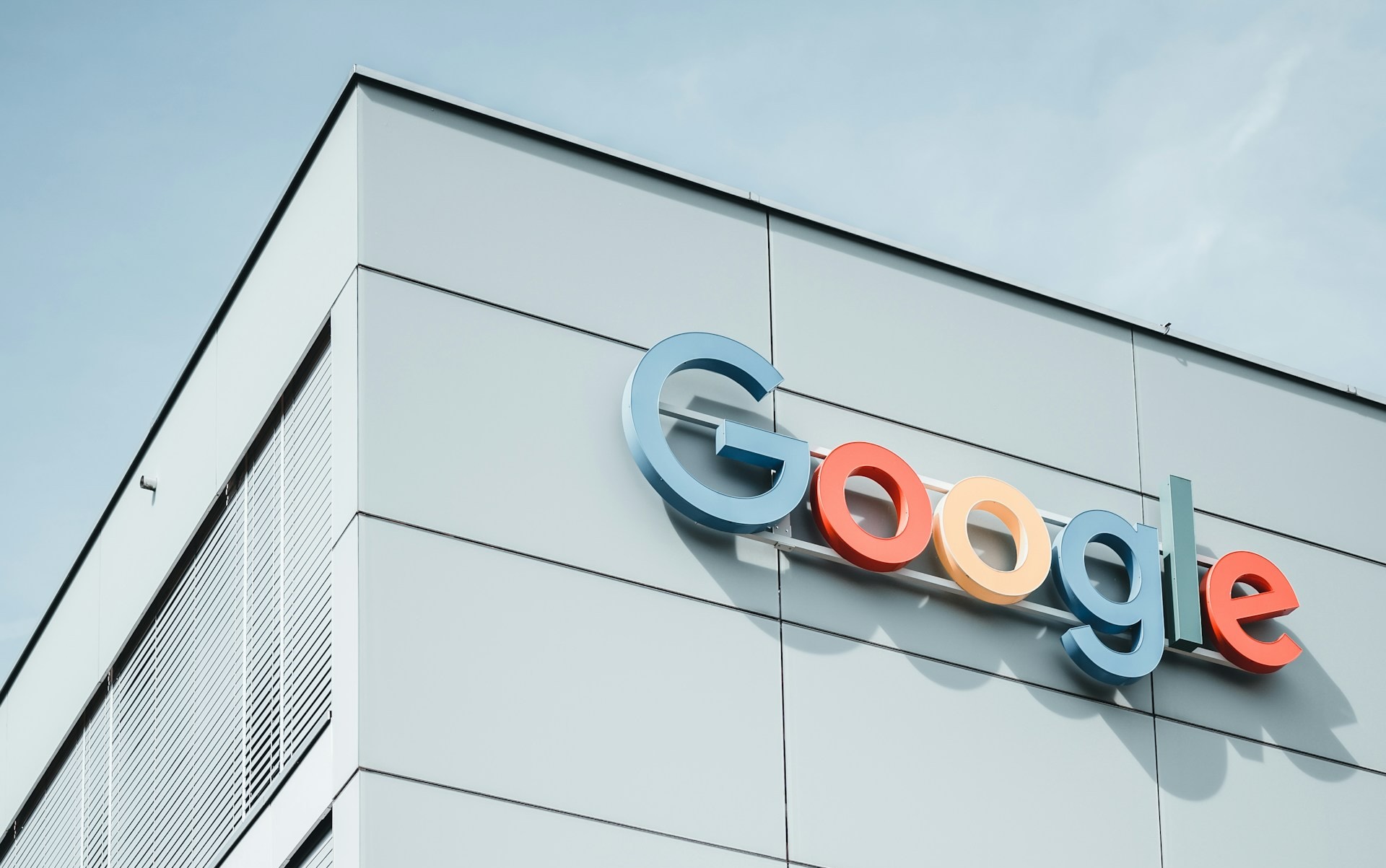 Google’s Investment in SpaceX: A Strategic Bet with Multiple Impacts