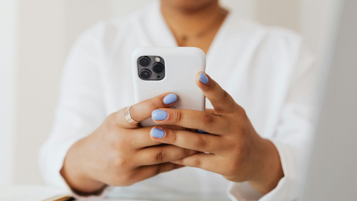 Why are photos taken on Snapchat often worse on Android?